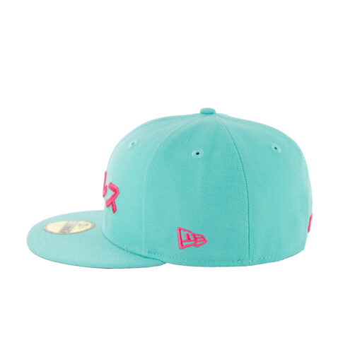 New Era 59Fifty San Diego Padres Katakana City Connect Fitted Hat Clear Mint Pink