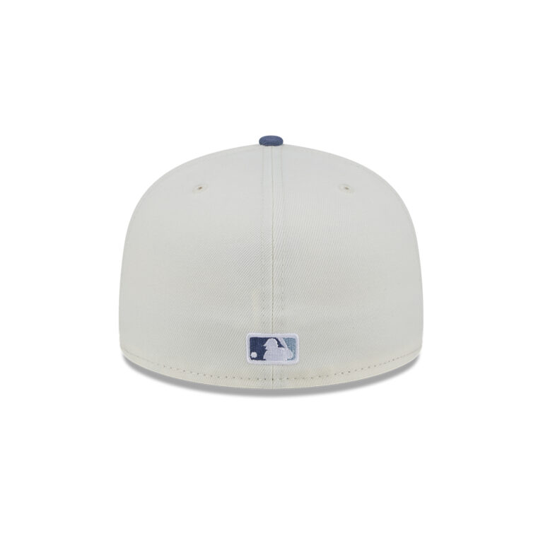 New-Era-59Fifty-Los-Angeles-Dodgers-Wavy-Chainstitch-Fitted-Hat-Chrome-White-Blue-Back.jpg New-Era-59Fifty-Los-Angeles-Dodgers-Wavy-Chainstitch-Fitted-Hat-Chrome-White-Blue-Back.jpg