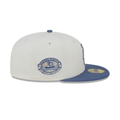 New Era 59Fifty Los Angeles Dodgers Wavy Chainstitch Fitted Hat Chrome White Blue - Image 5
