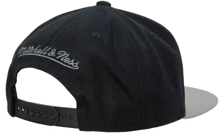Mitchell-Ness-San-Antonio-Spurs-Team-2-Tone-2-0-Snapback-Hat-Black-Gray-Back-.webp Mitchell-Ness-San-Antonio-Spurs-Team-2-Tone-2-0-Snapback-Hat-Black-Gray-Back-.webp