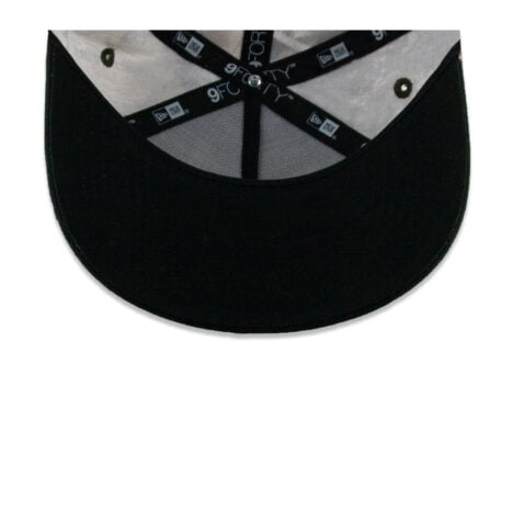 New Era 9Forty Seattle Mariners Two Tone A-Frame Snapback Hat Realtree Camouflage Black - Image 6