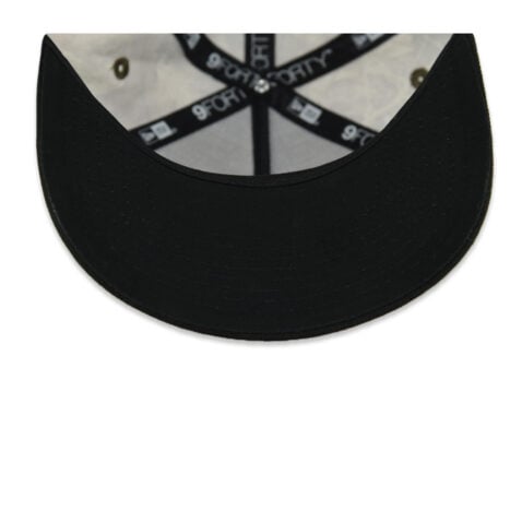 New Era 9Forty New York Yankees Two Tone A-Frame Snapback Hat Realtree Camouflage Black - Image 7