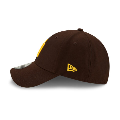 New Era 9Forty San Diego Padres 2024 Post Season Side Patch On Field Game Strapback Hat - Image 4