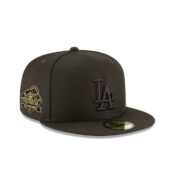 New-Era-59Fifty-Los-Angeles-Dodgers-2024-World-Series-Champions-Side-Patch-Fitted-Hat-Black-White-Right-Front.jpg