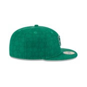 New-Era-59Fifty-San-Diego-Padres-St-Patricks-Day-2025-Fitted-Hat-Kelly-Green-Right.png
