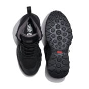 Vans-MTE-Crestline-Waterproof-Boots-Black-Black-Up.jpg