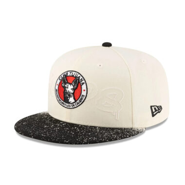 New Era 59Fifty Tijuana Xolos Visor Splatter Fitted Hat White Black New Era 59Fifty Tijuana Xolos Visor Splatter Fitted Hat White Black