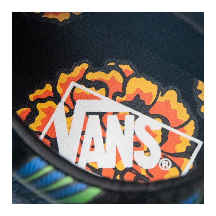 Vans-Old-Skool-Dia-De-Los-Muertos-2025-Shoes-Black-Blue-Green-inside.jpg Vans-Old-Skool-Dia-De-Los-Muertos-2025-Shoes-Black-Blue-Green-inside.jpg
