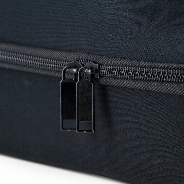 bc-carrying-case-black-zipper-detail.jpg bc-carrying-case-black-zipper-detail.jpg