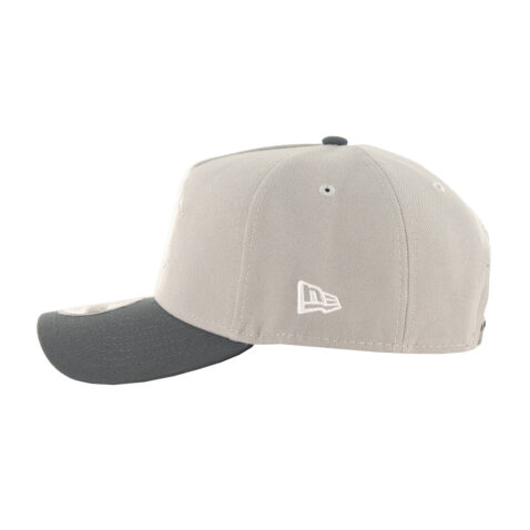 New Era 9Forty New York Yankees 1999 World Series Two Tone A-Frame Snapback Hat Gray Dark Graphite - Image 5