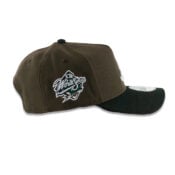 New-Era-9Forty-Atlanta-Braves-Two-Tone-A-Frame-Snapback-Hat-Brown-White-Black-Right.jpg