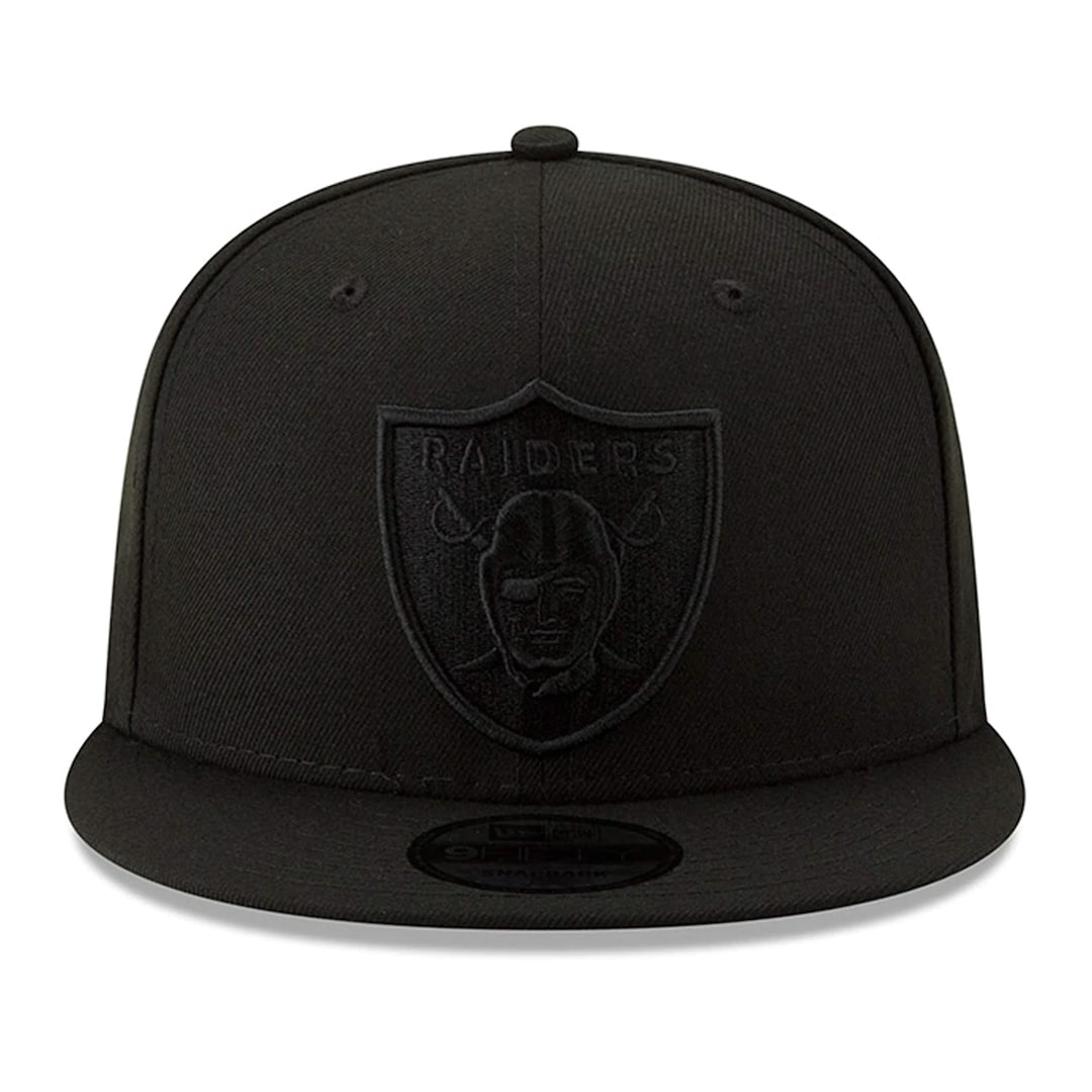 New Era 9Fifty Las Vegas Raiders Black On Black Blackout Snapback
