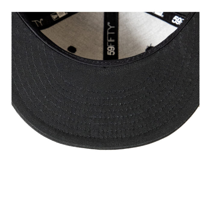 New-Era-59Fifty-Atlanta-Braves-Fitted-Hat-Blackout-5.jpg New-Era-59Fifty-Atlanta-Braves-Fitted-Hat-Blackout-5.jpg