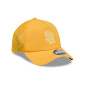 New-Era-9Forty-Apex-San-Diego-Padres-Batting-Practice-2026-Mesh-Trucker-A-Frame-Snapback-Hat-Gold-Wh-2.jpg