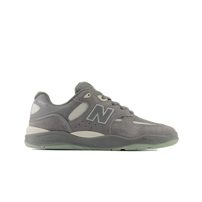 New-Balance-Numeric-1010-Tiago-Lemos-Signature-Shoes-Grey-White-left.jpg New-Balance-Numeric-1010-Tiago-Lemos-Signature-Shoes-Grey-White-left.jpg