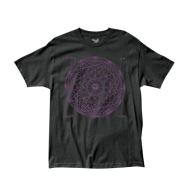 The Quiet Middle of Now Here Short Sleeve T-Shirt Black