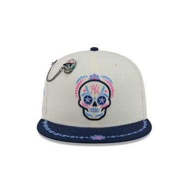 New Era 59Fifty New York Yankees Dia De Los Muertos Fitted Hat Chrome White Dark Navy New Era 59Fifty New York Yankees Dia De Los Muertos Fitted Hat Chrome White Dark Navy 2